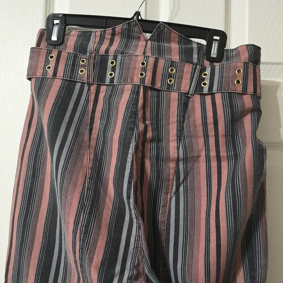 NWT ASOS Stevie Belted Peg Pants in Berry Stripe, High Waist, Rare & Unique. - Picture 8 of 13